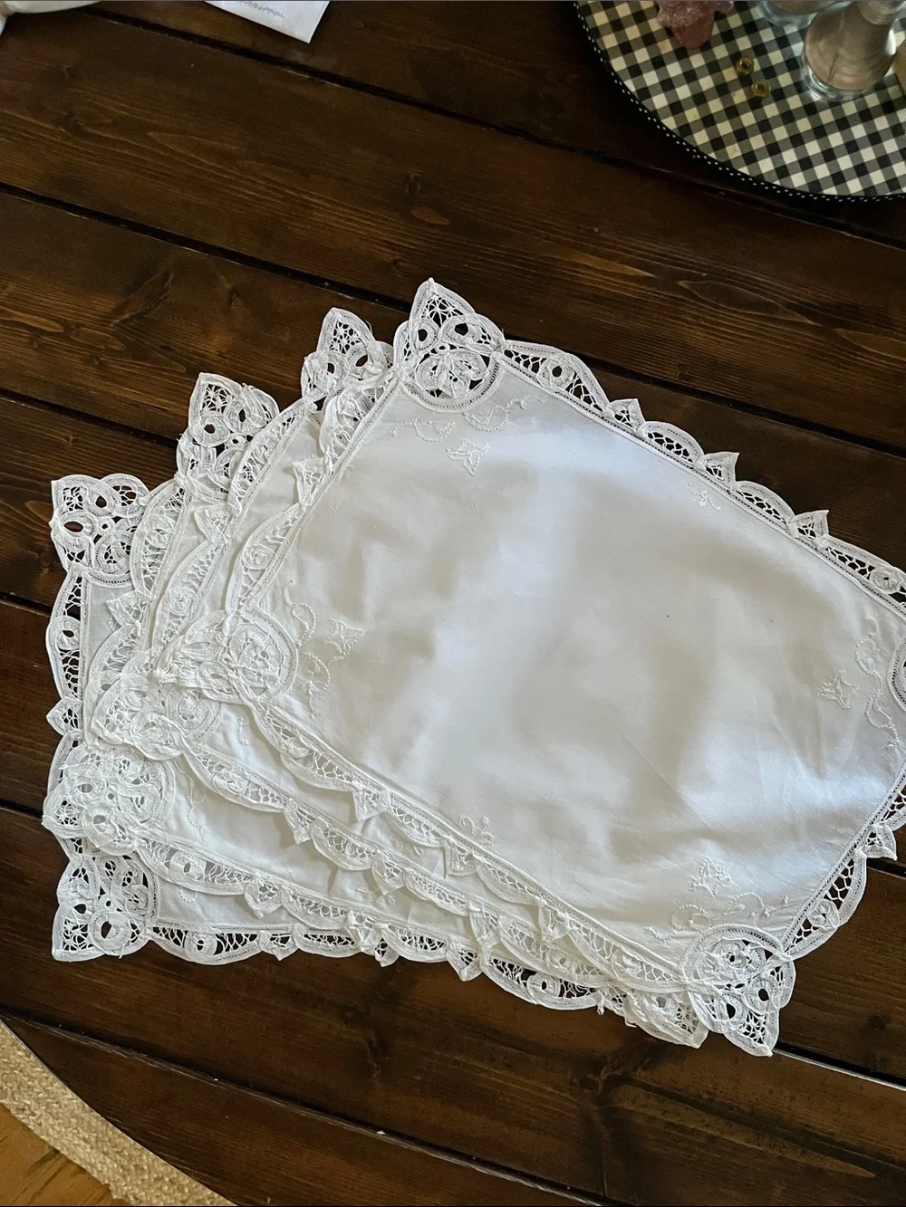 White Embroidered Lace-Edge Table Placemat & Napkin Set of 4